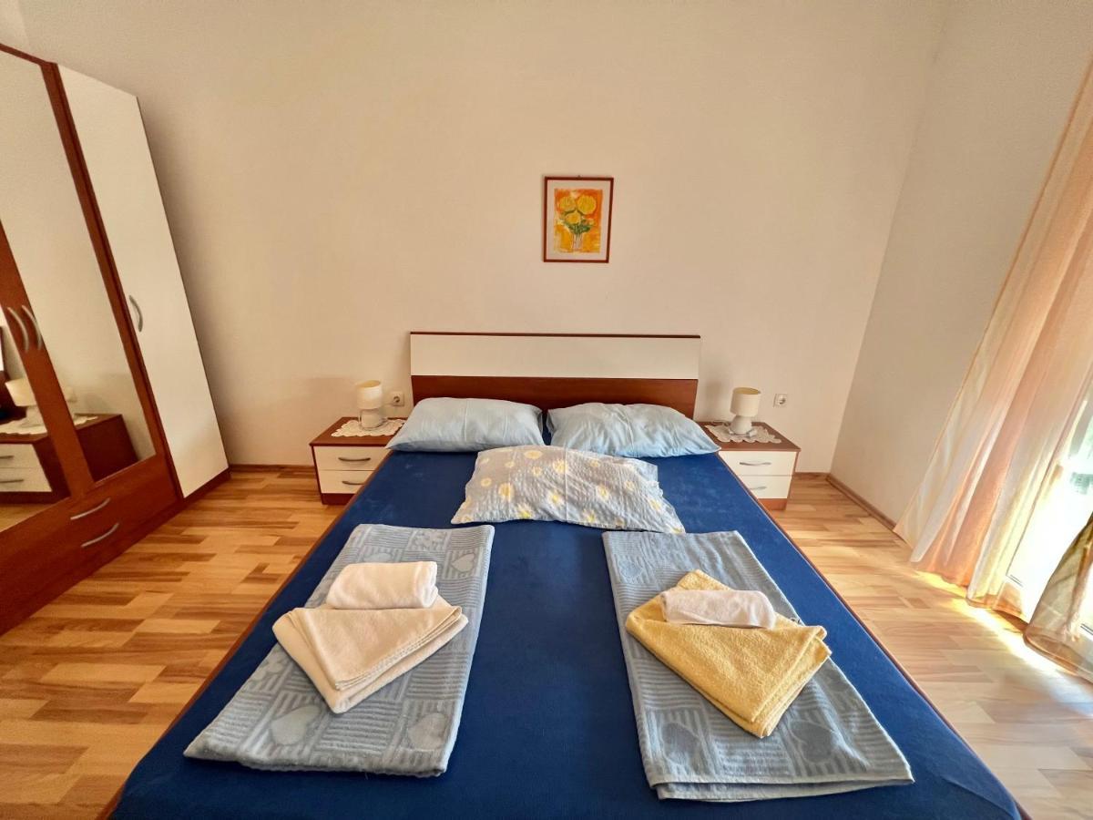 Apartmani Marija Dramalj Exterior foto