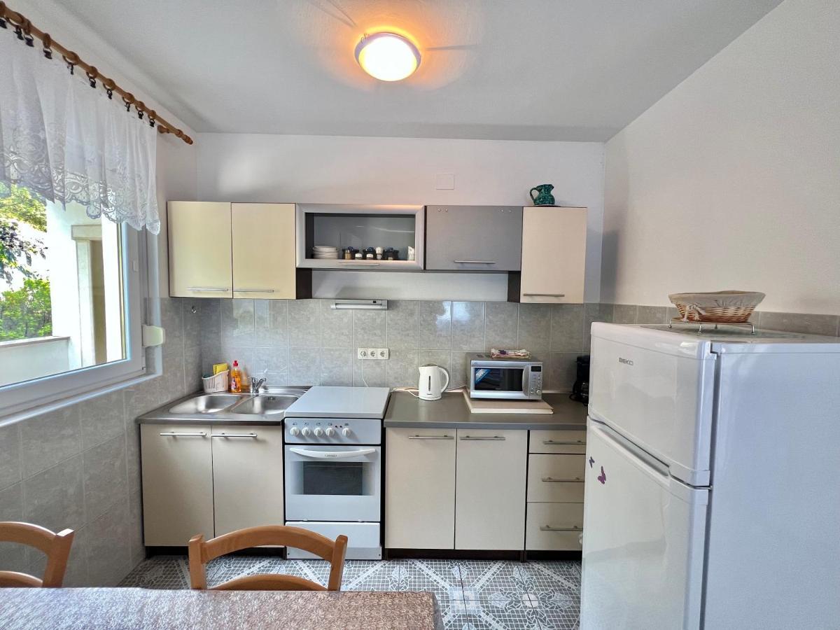 Apartmani Marija Dramalj Exterior foto