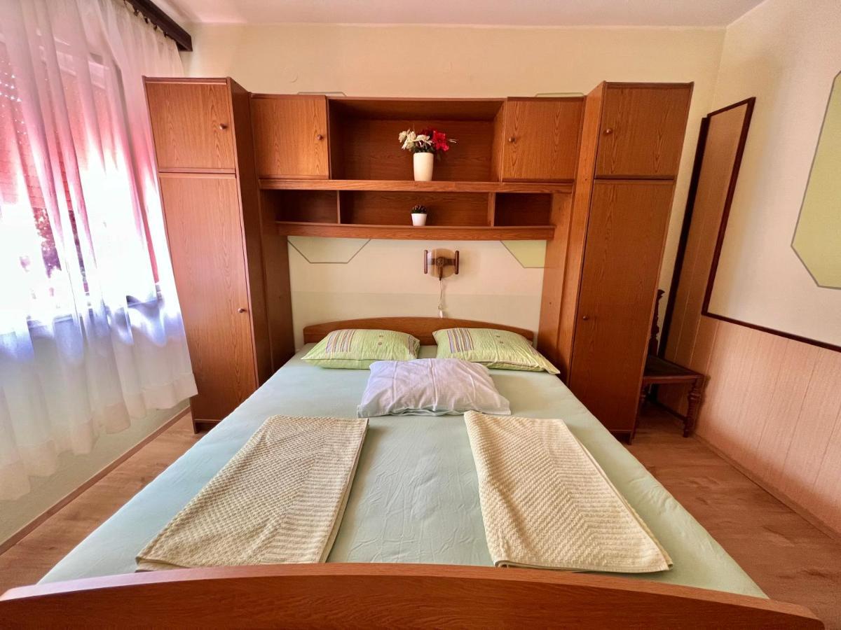 Apartmani Marija Dramalj Exterior foto